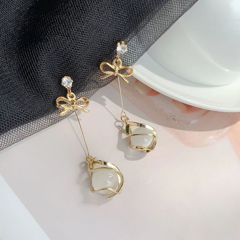 Trendy Metal Frame Dangle Opal Earrings for Women Golden Rhinestones Bow Knot Drop Earrings